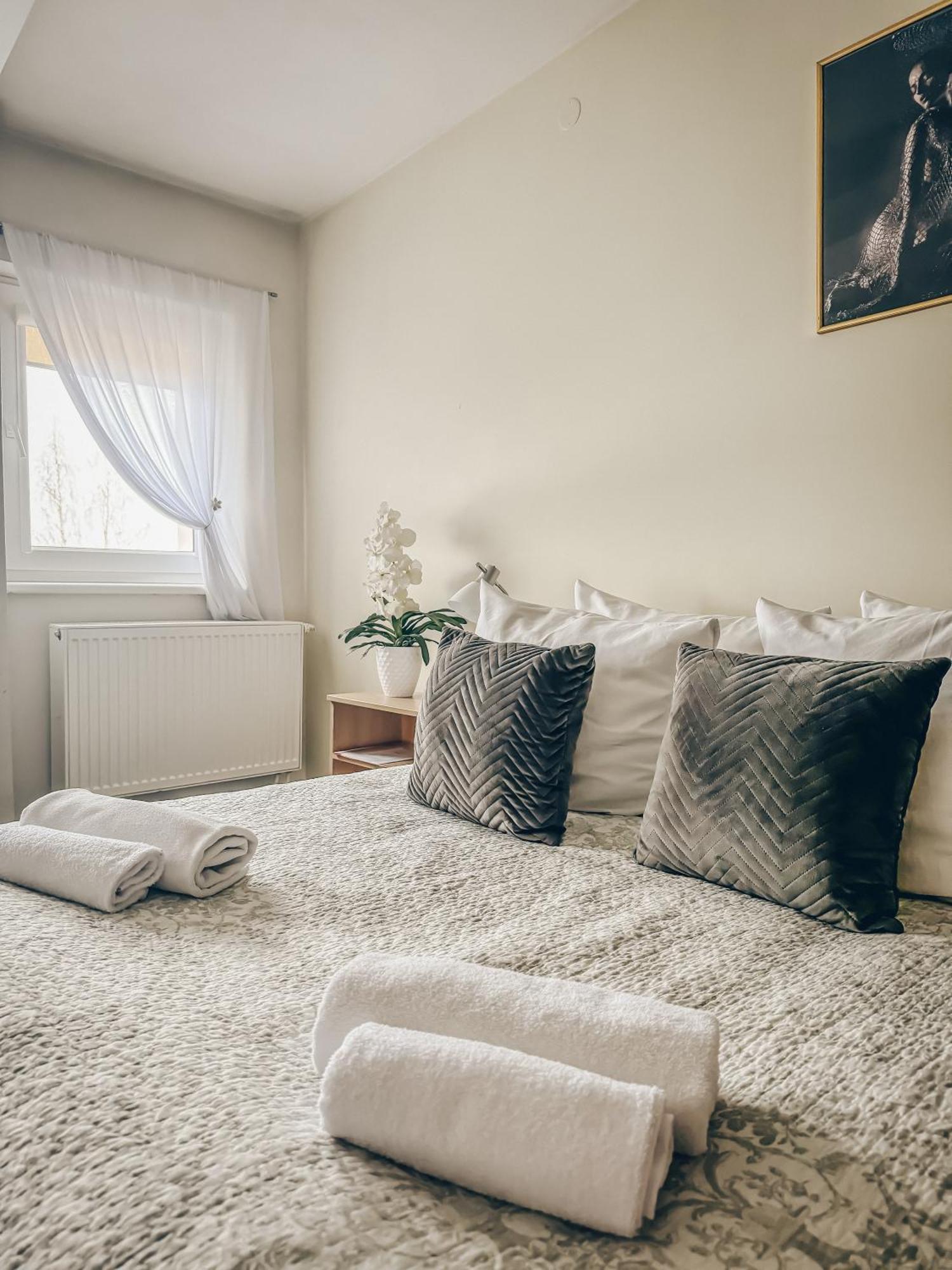 Hotel Pervaza Panevėžys Exteriér fotografie